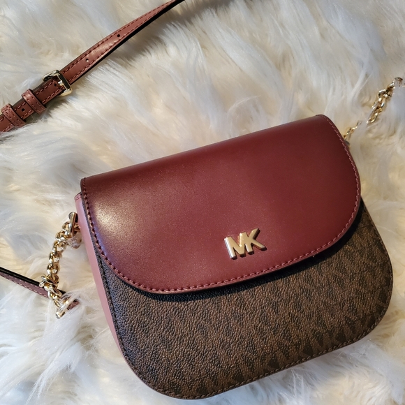 Michael Kors Crossbody Bag - Picture 5 of 5